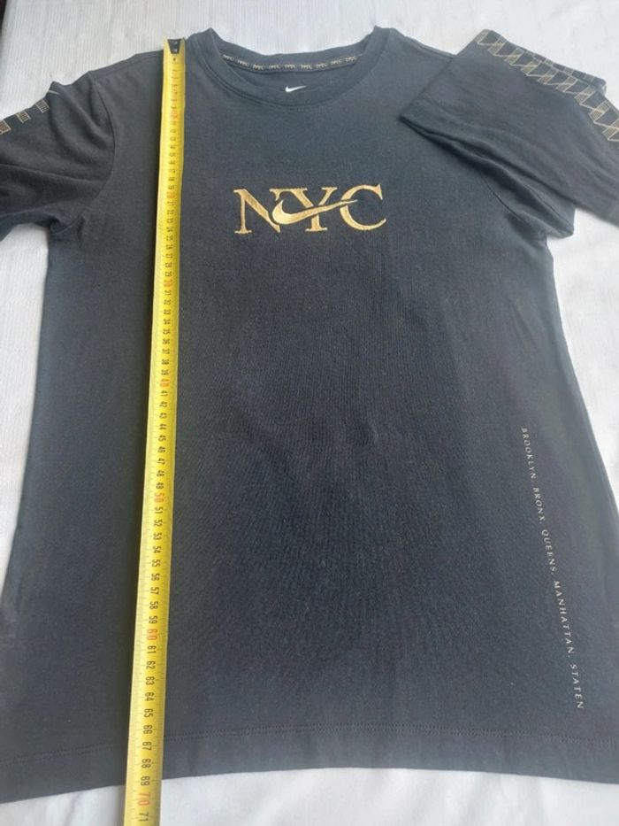 Tee-shirts manches longues NYC  Nike Taille S - photo numéro 5