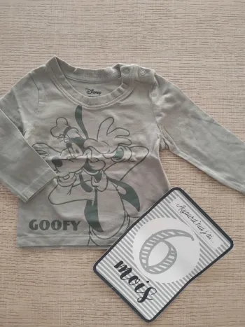 Haut manches longues 3/6 mois / 68 cm.