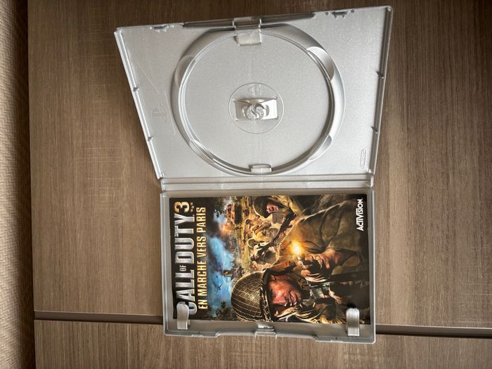 Boîtier Call of Duty 3 - photo numéro 3