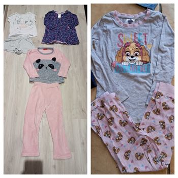 Lot de pyjamas 5 et 6 ans fille neufs et tbe
