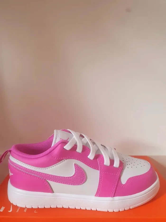 Nike Jordan 1 Low "Pink"(34)