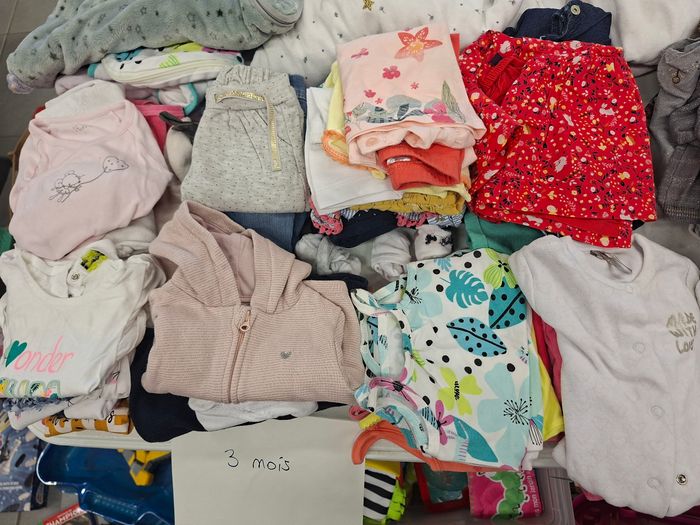 Lot vêtements fille 3 mois