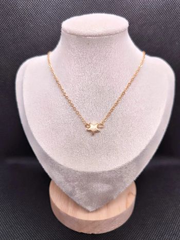 Collier étoile neuf