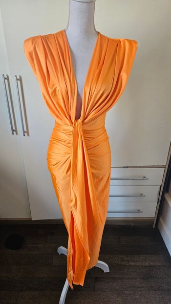 Robe orange 