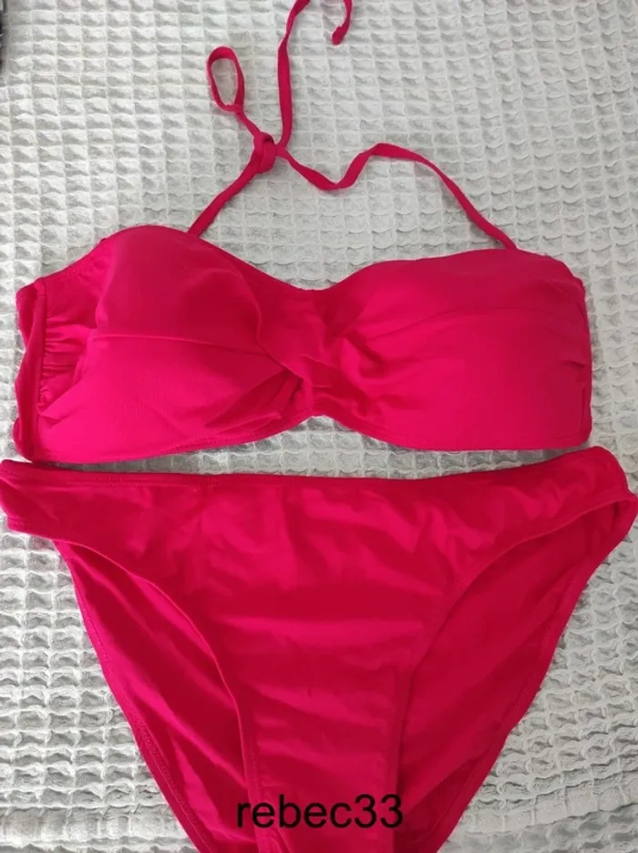 Maillot de bain rose fuchsia 2 pièces