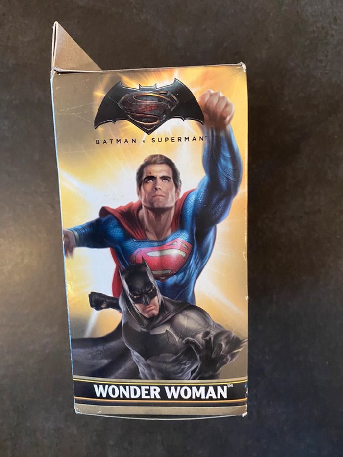 Figurine Batman Vs Superman - Wonder Woman (ref 22527) Gal Gadot - DC Comics Schleich kenner hasbro - photo numéro 4
