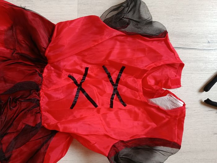 Déguisement diablesse taille 4/6 ans - photo numéro 3