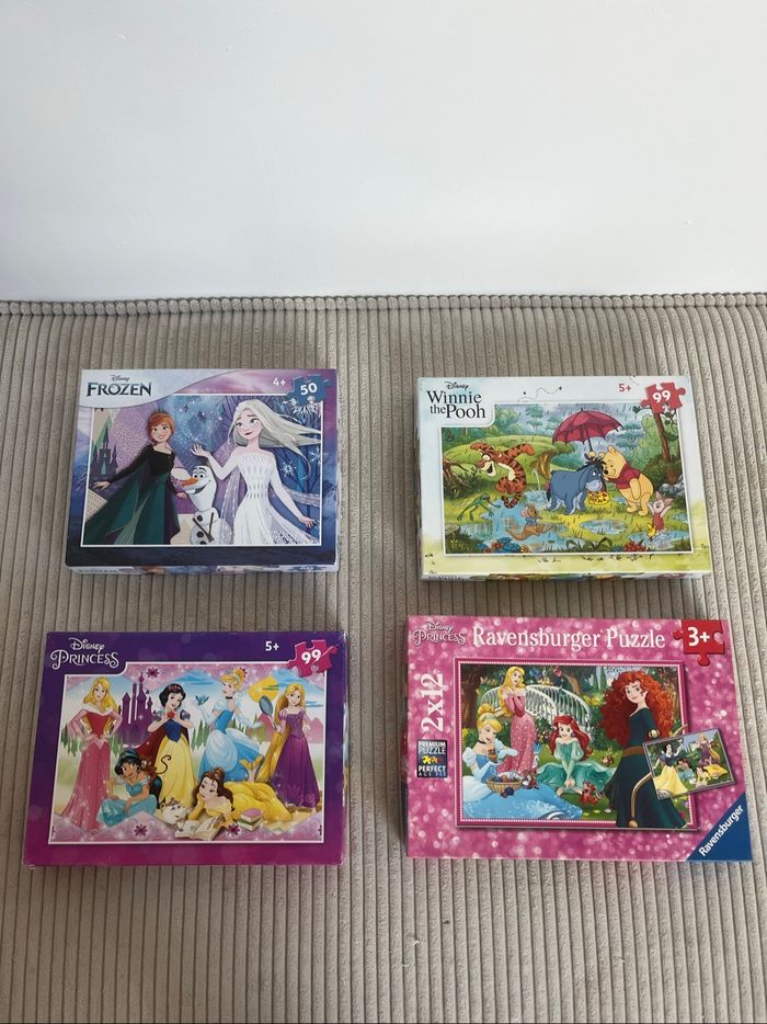 Lot de puzzle Disney