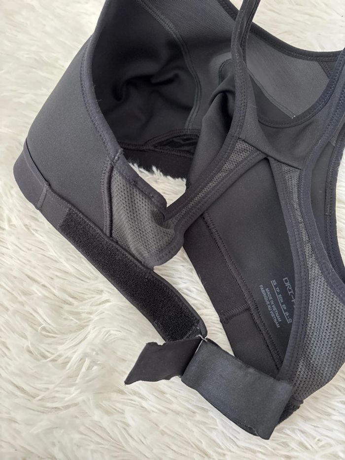 Brassière de sport femme Nike taille XS - photo numéro 7
