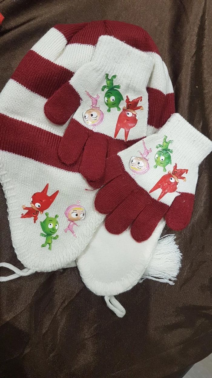Lot Bonnet et gants pyjamasques