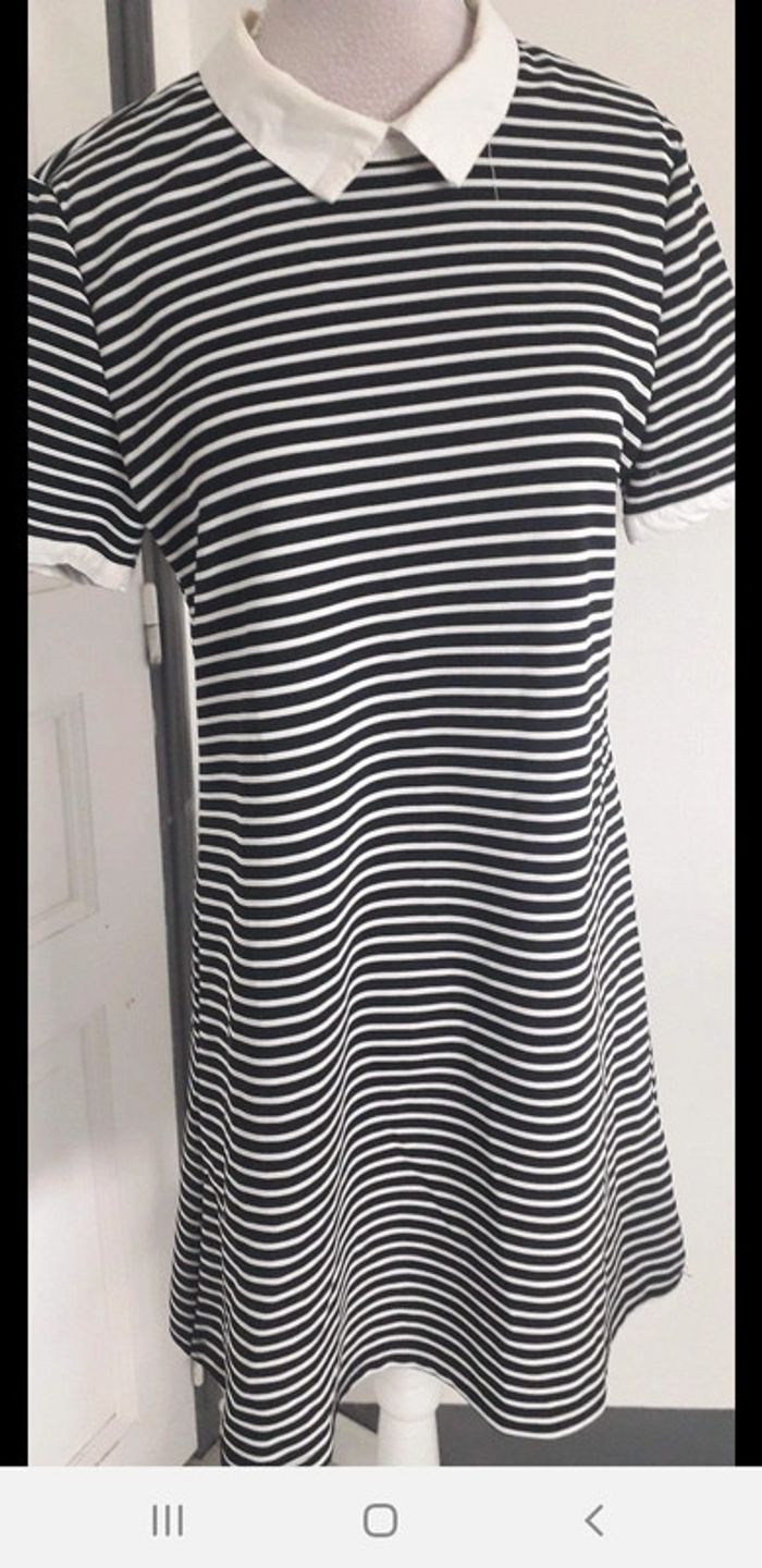 Robe courte marin. Jennyfer. Taille M.