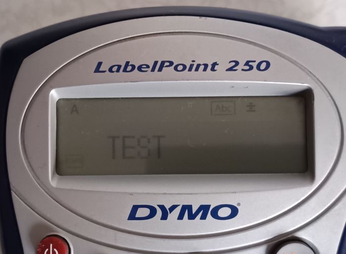 Etiqueteuse / Titreuse Dymo Labelpoint 250 Fonctionnelle en très bon état - photo numéro 4