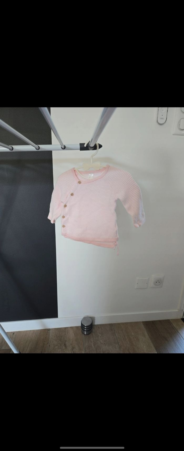 Cardigan 1 mois