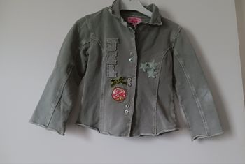 Veste Eliane et Lena Kaki Clair – Style Boho & Patchs – 4 ans