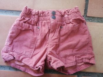 Short velours taille 3 ans
