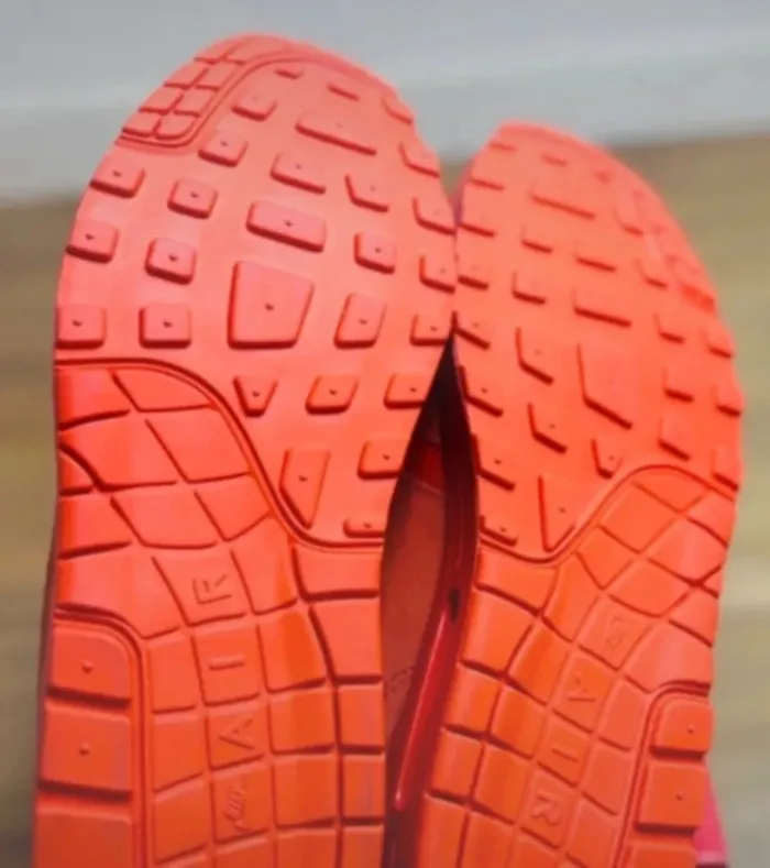 Nike Air Max 1 NBY Nike By You Full Red Tonal Pack Taille 44 - photo numéro 6