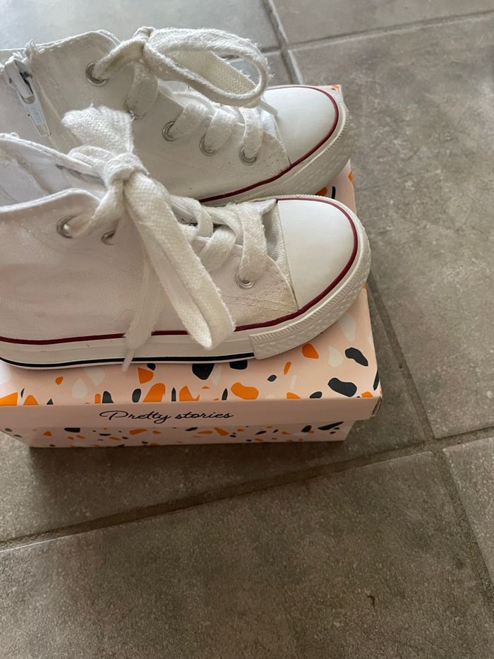 Baskets en toile - photo numéro 2