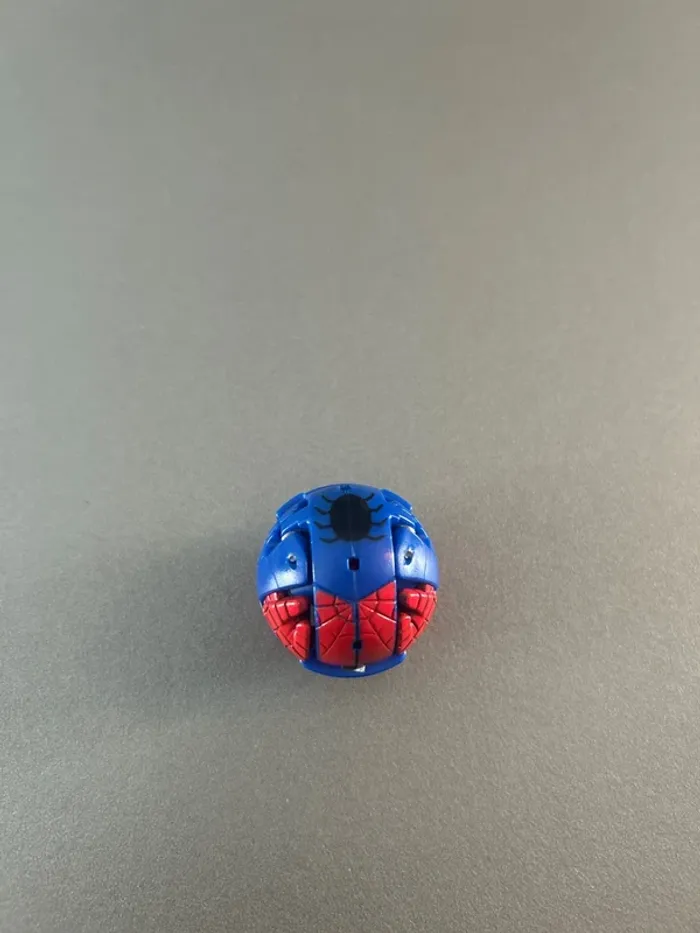 Bakugan rare Marvel Spiderman - photo numéro 5