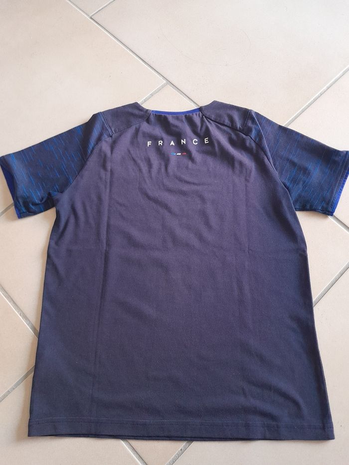 T-shirt kipsta marine 12 ans - photo numéro 4