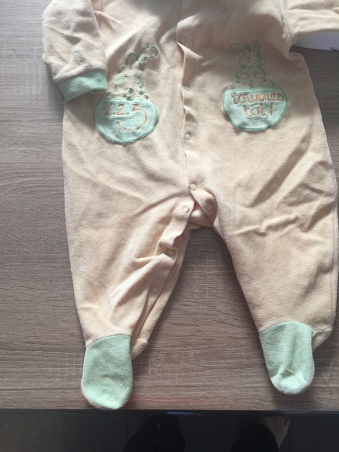 Pyjama 6mois - photo numéro 3