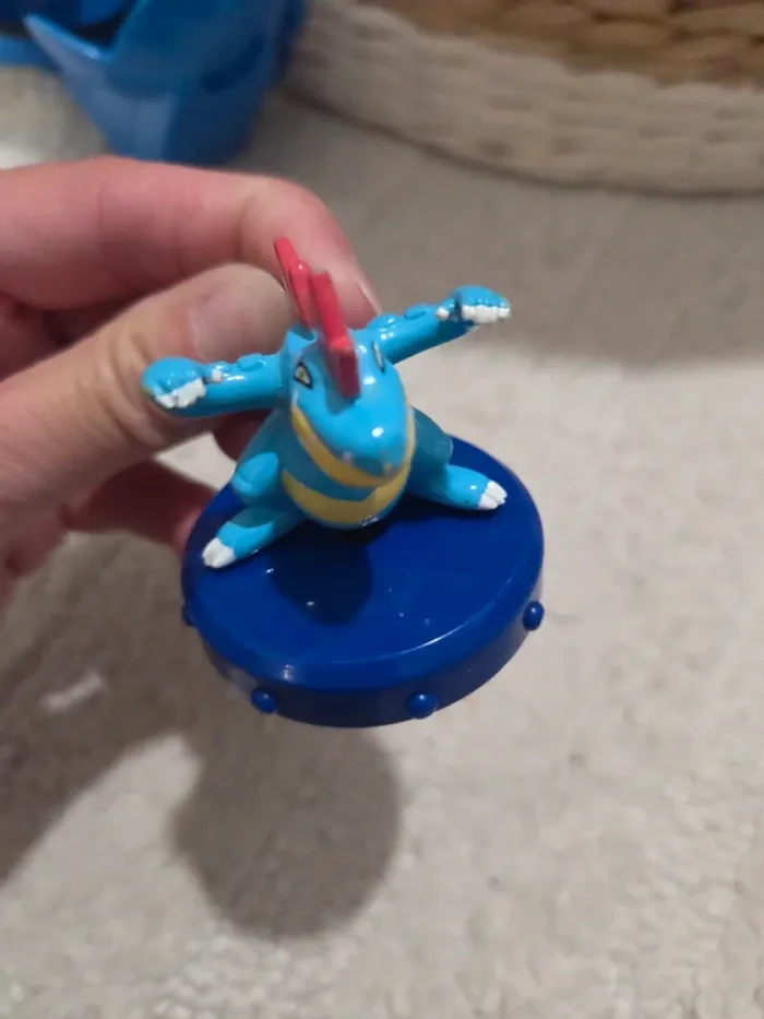 Toupie pokemon - photo numéro 3