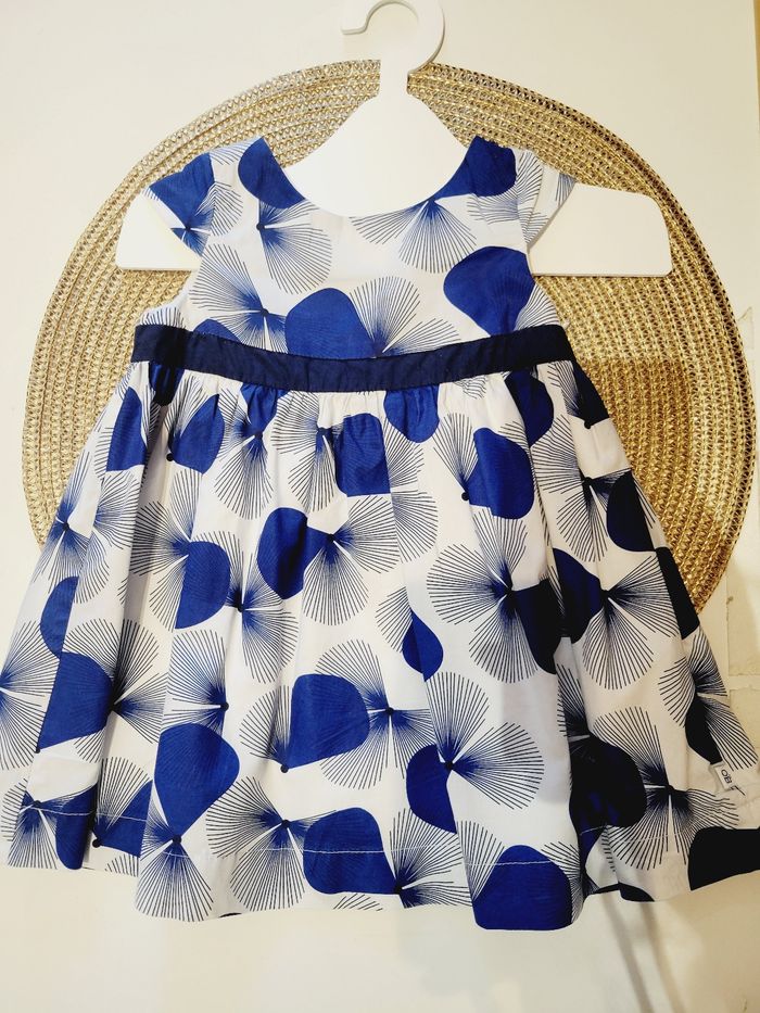 Robe okaidi 6 mois