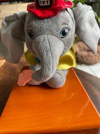 Peluche Dumbo 