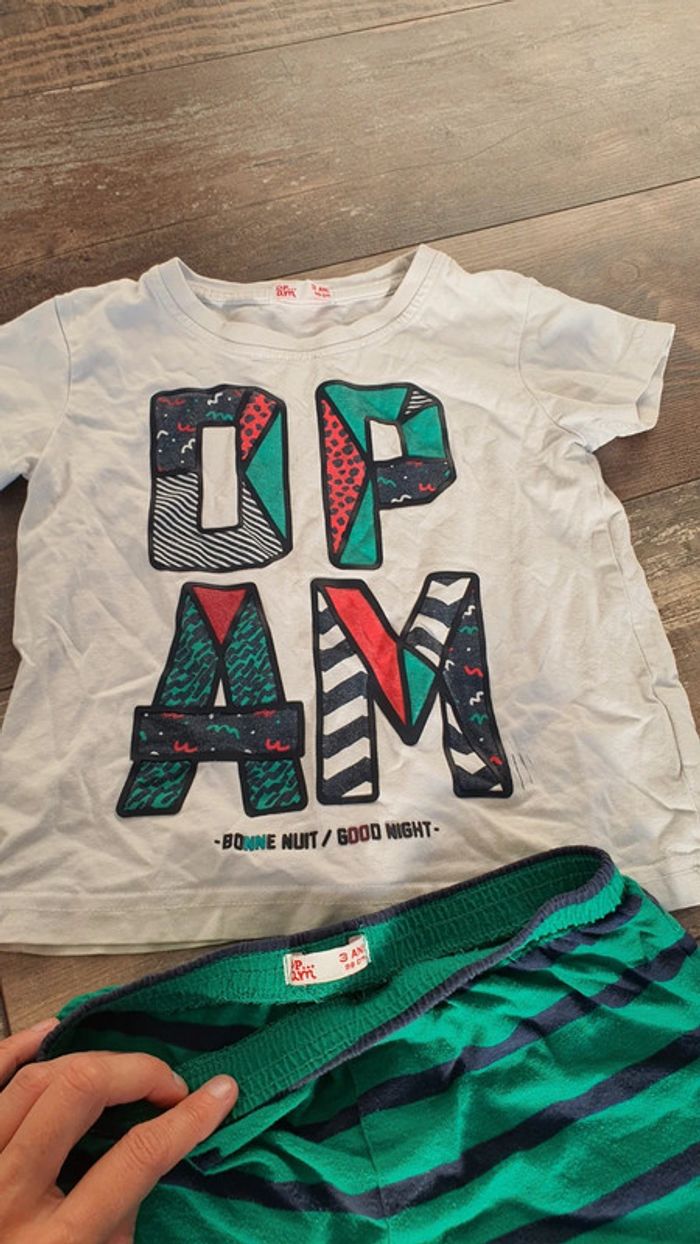 Pyjamas dpam 3 ans en très bon état - photo numéro 3