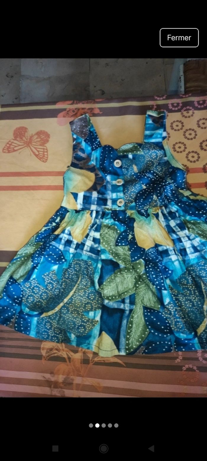 Très belle robe bébé e74 - photo numéro 3