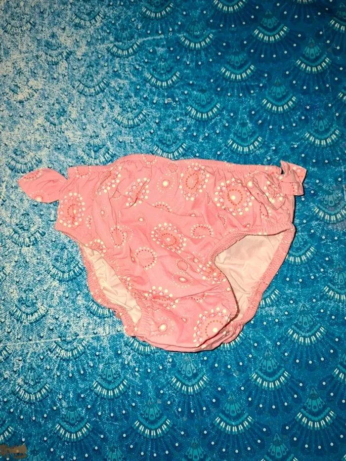 Culotte de bain ou culotte imperméable 12 17 kg 2 3 ans
