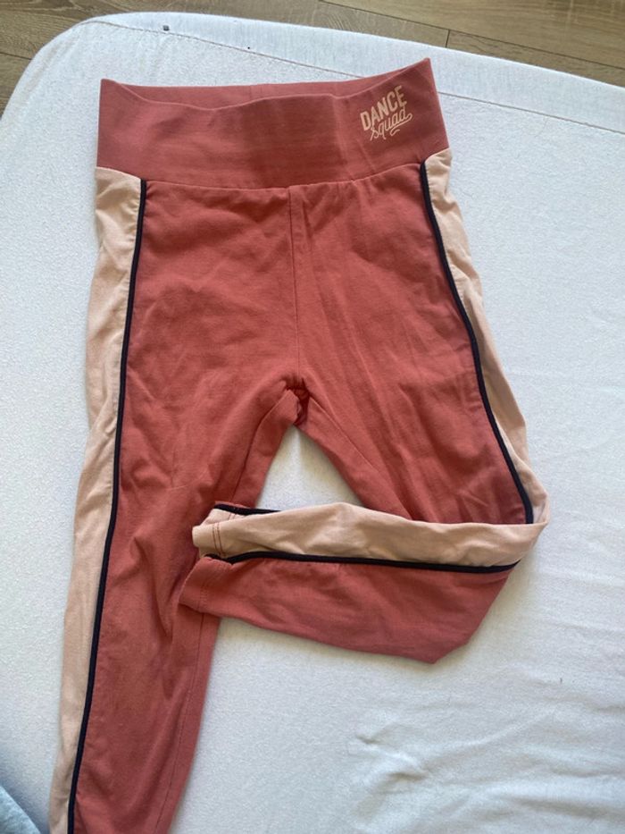 Ensemble de sport taille 5 ans - photo numéro 7