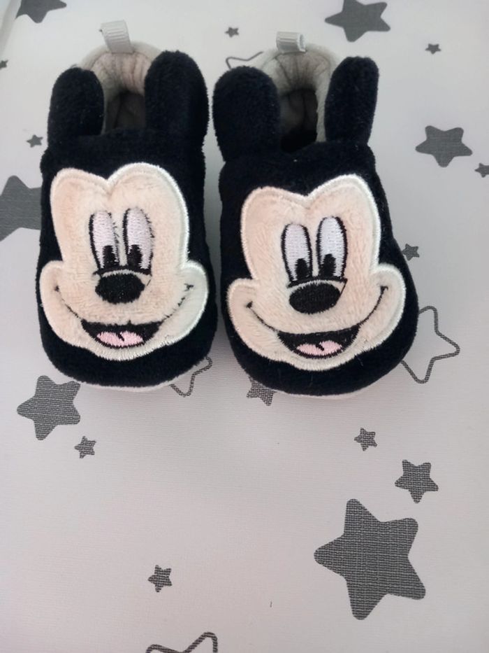 Ensemble + chausson Mickey - photo numéro 4