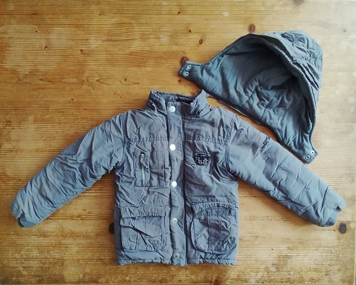 Blouson enfant - taille 4 ans - capuche amovible - hiver - photo numéro 3