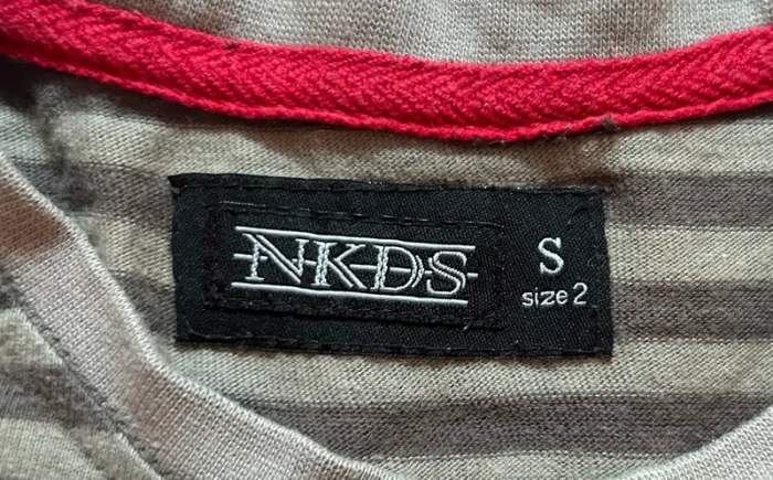 T-shirt NKDS rayé rouge et gris - Style vintage - Taille S - photo numéro 5