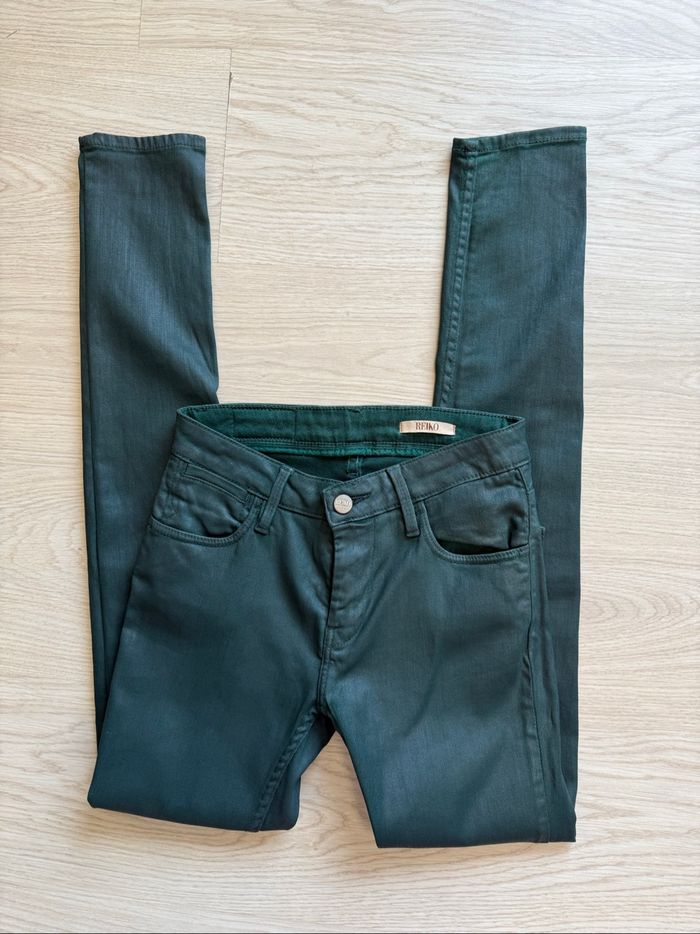 Pantalon similicuir slim vert foncé Reiko taille 34 XS - photo numéro 2