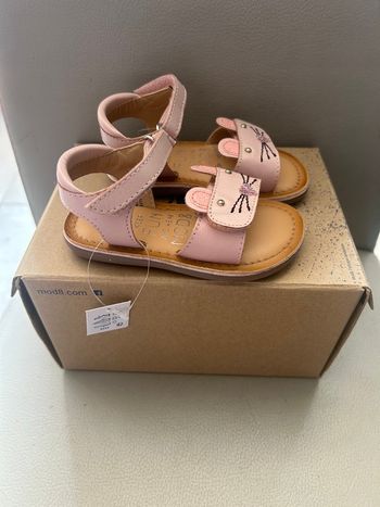 Chaussures été fille sandales neuves 21 