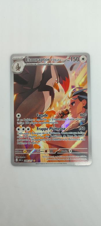 Carte pokémon etouraptor d'okuba 249/217