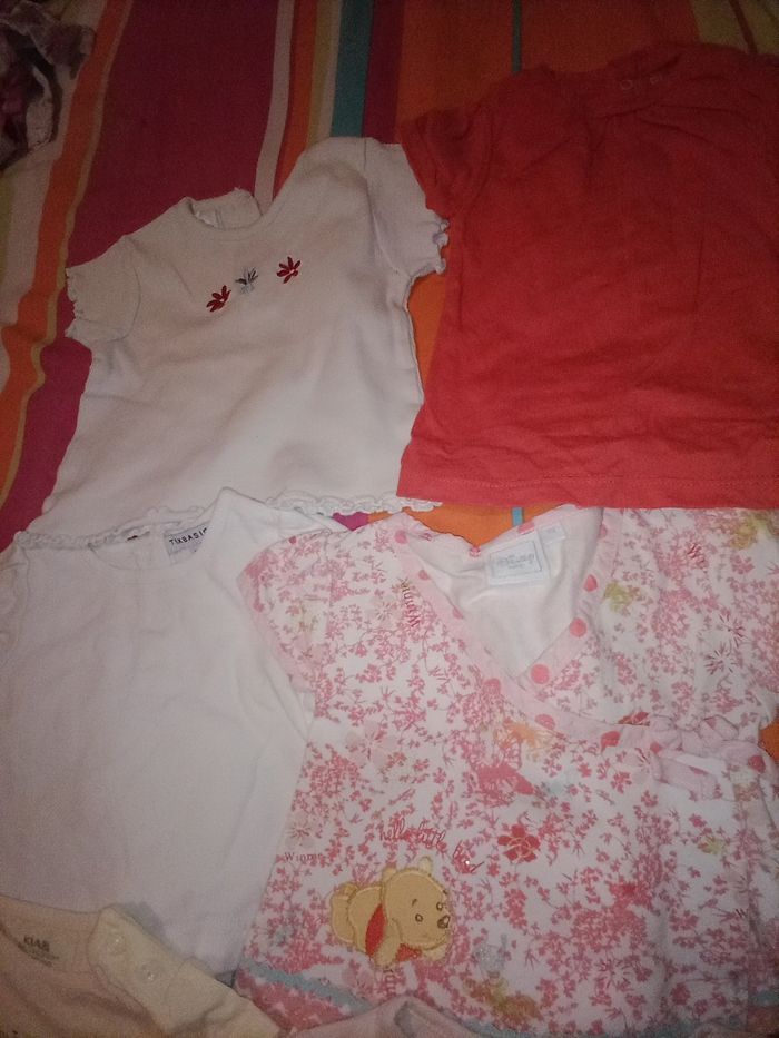 T-shirt manche courte 3 mois TBE - photo numéro 3