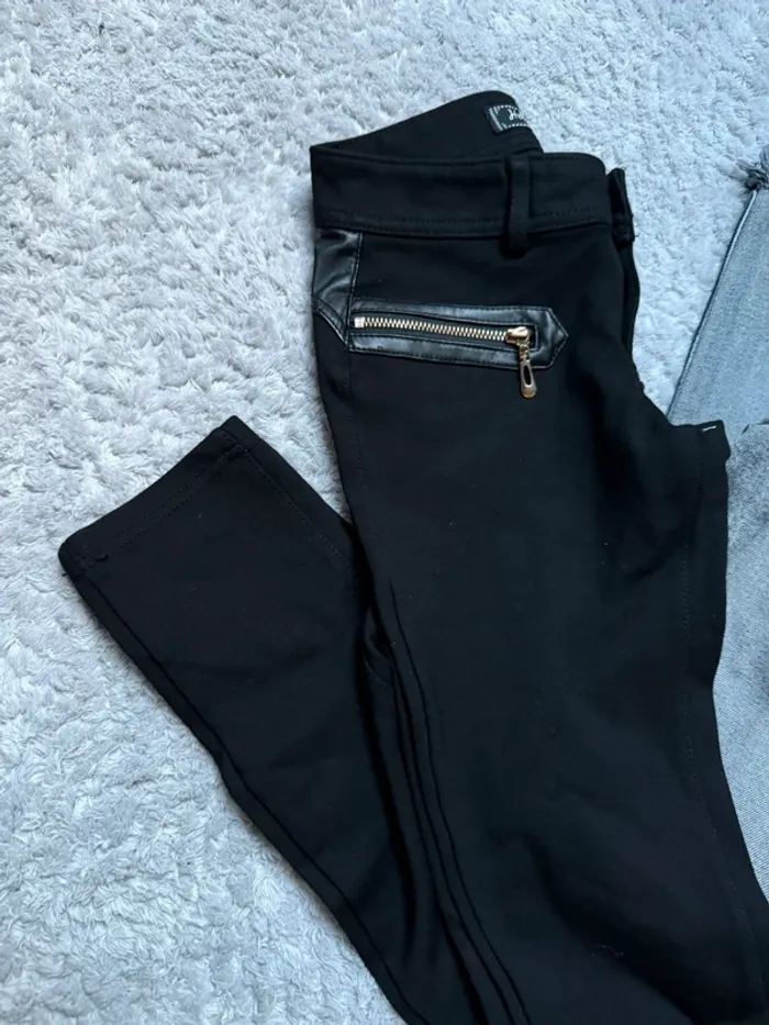 4 pantalons femme 34 - photo numéro 2