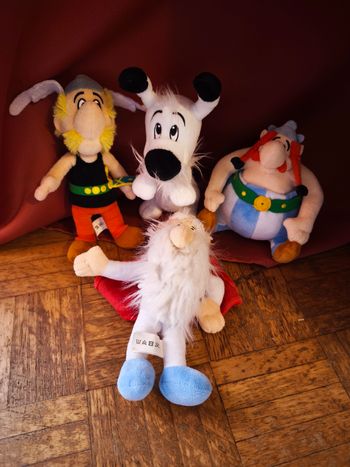 Lot peluches Astérix et Obélix