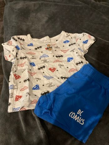 Lot vêtement 9 mois 