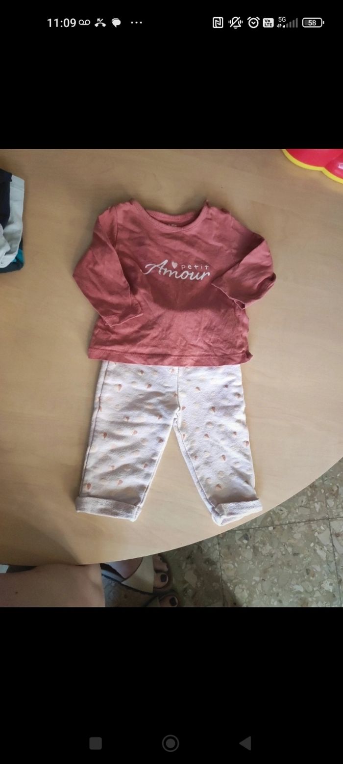 Ensemble fille 3 mois - photo numéro 2