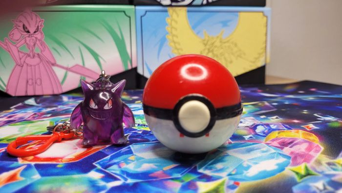 Figurine Pokémon Ectoplasma Transparent avec Pokéball et porte-clés - photo numéro 3
