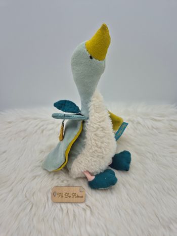 Doudou Petite Peluche Oie Plumette Le Voyage d'Olga Moulin Roty