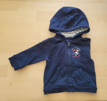 Gilet zippé à capuche 6 mois