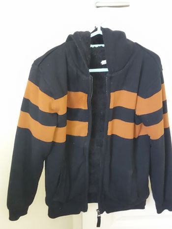 Veste zippée à capuche