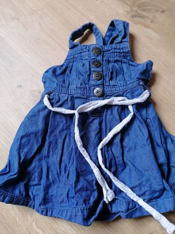 Robe tape à l'oeil 6mois