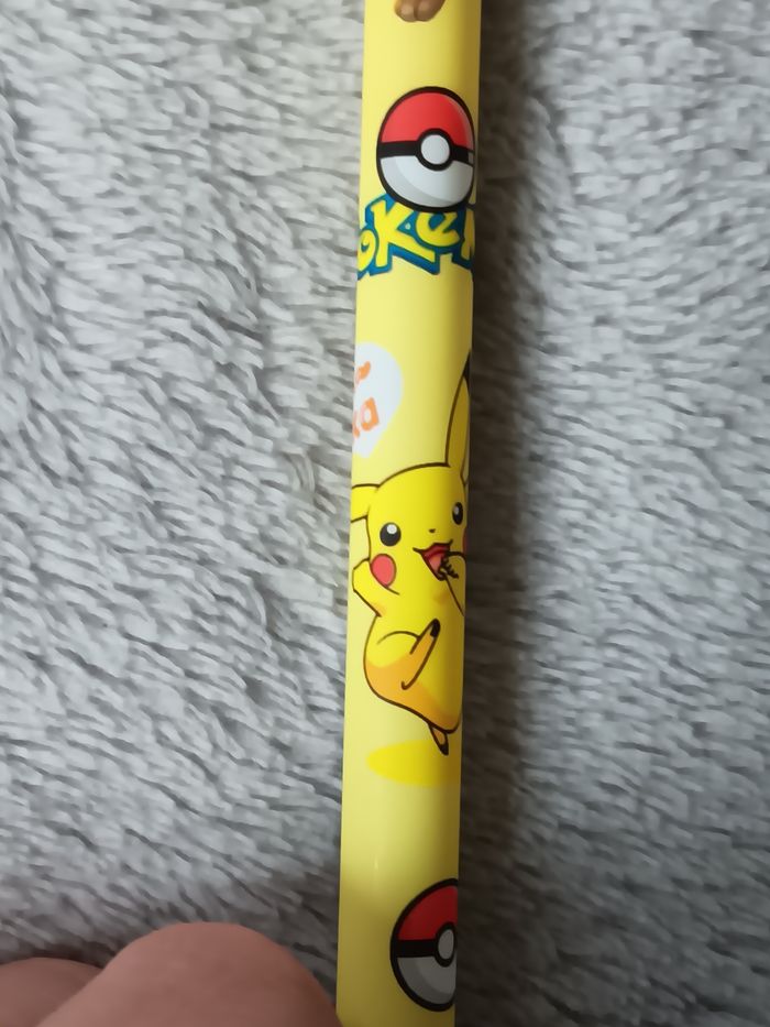 Crayon pokemon pikachu - photo numéro 2