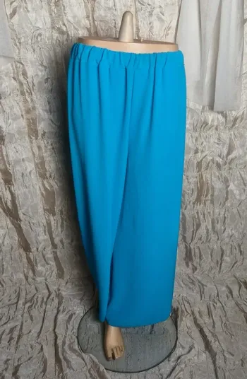 Pantalon élégant Bleu Cyan / Bleu Ciel coupe droite fluide Taille 36 au 44