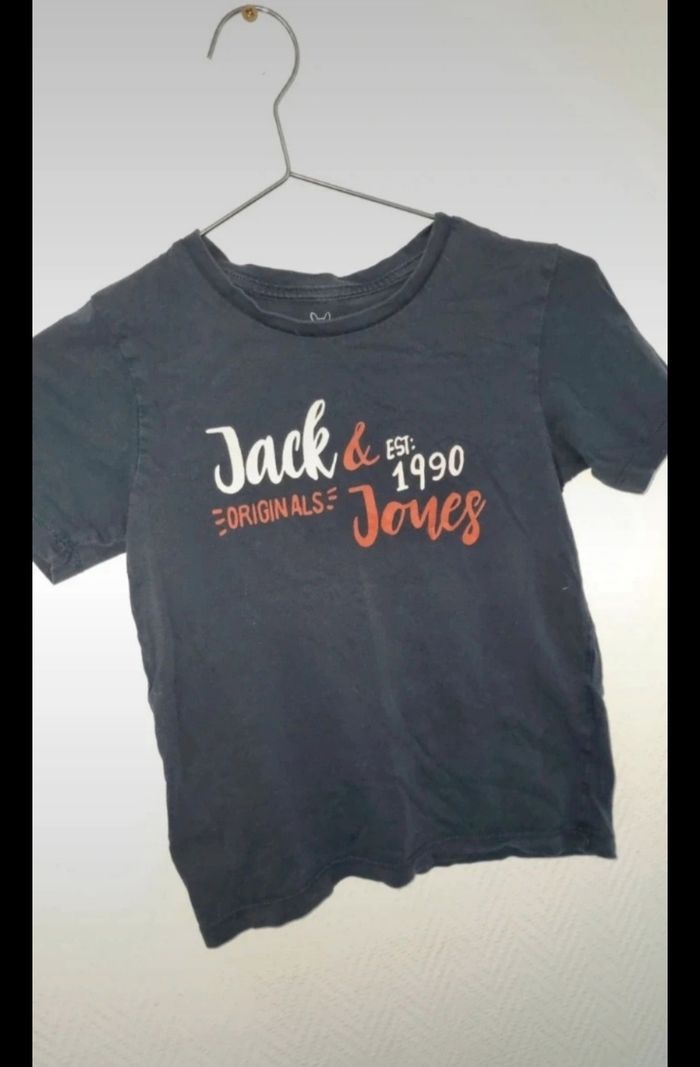 Lot vêtements garçon 8/10 ans - photo numéro 2